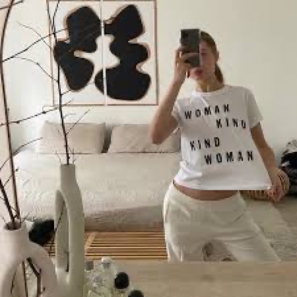 Roxanne Assoulin Int'l Womens Day Woman Kind Organic CottonTee T -Shirt M - Picture 7 of 8